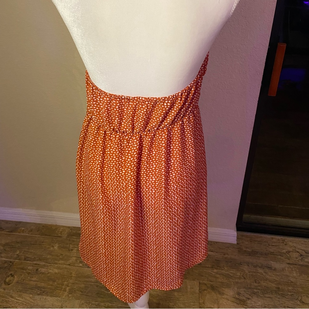 Backless Dress - Picture 7 of 9